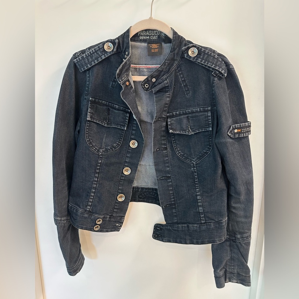 Parasuco Denim Jacket Women’s Size S Dark Wash Fitted Button Detail